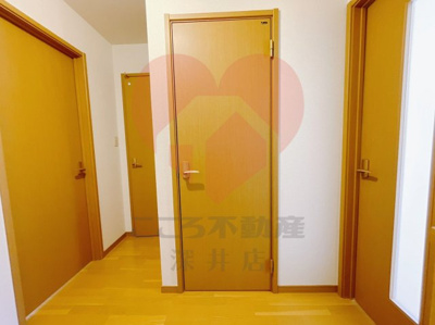 【玄関】 | ドミール旭B