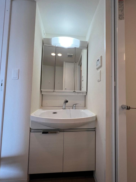 グランカリテ日本橋の洗面所|使いやすい洗面所です