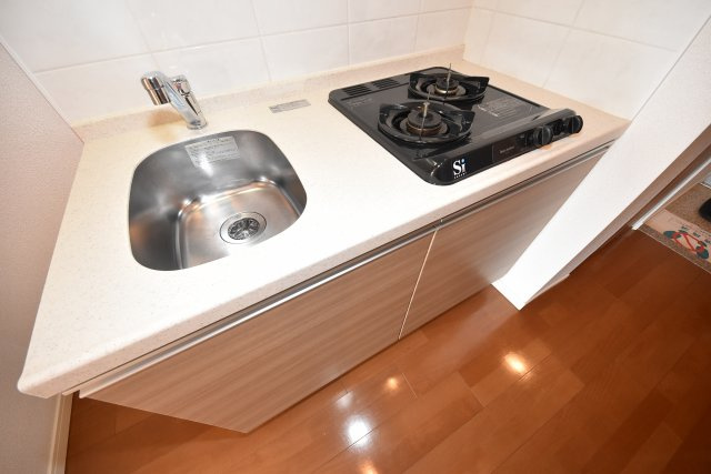 スワンズシティ難波ノーブルのキッチン