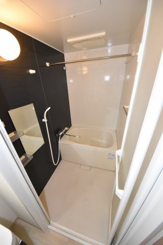 スワンズシティ難波ノーブルの浴室