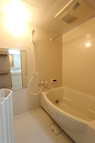 アニマートの浴室|参考写真です。現況優先。