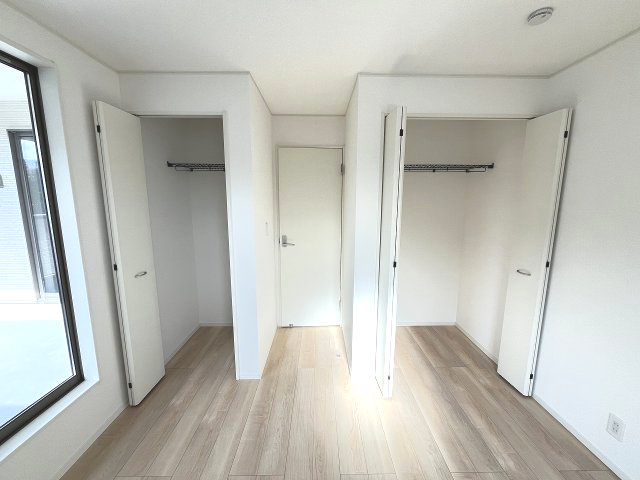 【収納】 | 福岡市南区西長住1丁目第4　1号棟（全2棟）【仲介手数料無料・0円】 | 現地写真。