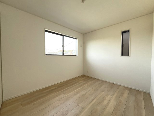 【子供部屋】 | 福岡市南区西長住1丁目第4　1号棟（全2棟）【仲介手数料無料・0円】 | 現地写真。