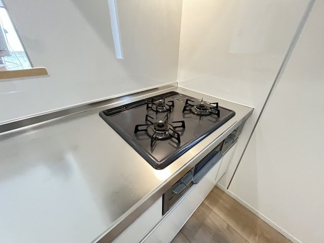 【キッチン】 | 福岡市南区西長住1丁目第4　1号棟（全2棟）【仲介手数料無料・0円】 | 現地写真。