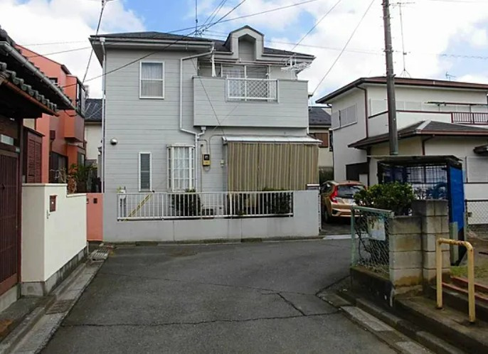 【中古】鶴ヶ島市松ヶ丘中古住宅の外観|外観は落ち着いています