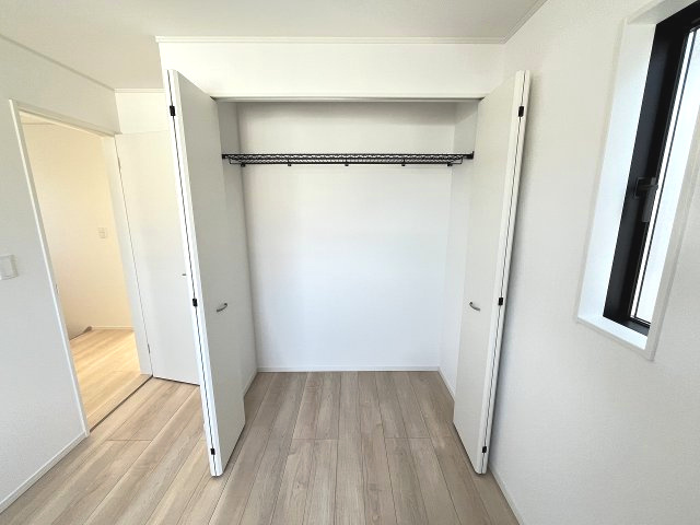 【収納】 | 福岡市南区西長住1丁目第4　2号棟（全2棟）【仲介手数料無料・0円】 | 現地写真。