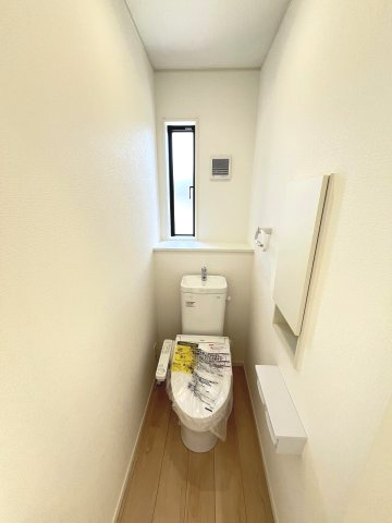 【トイレ】 | 福岡市南区西長住1丁目第4　2号棟（全2棟）【仲介手数料無料・0円】 | 現地写真。