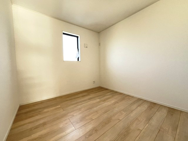 【子供部屋】 | 福岡市南区西長住1丁目第4　2号棟（全2棟）【仲介手数料無料・0円】 | 現地写真。