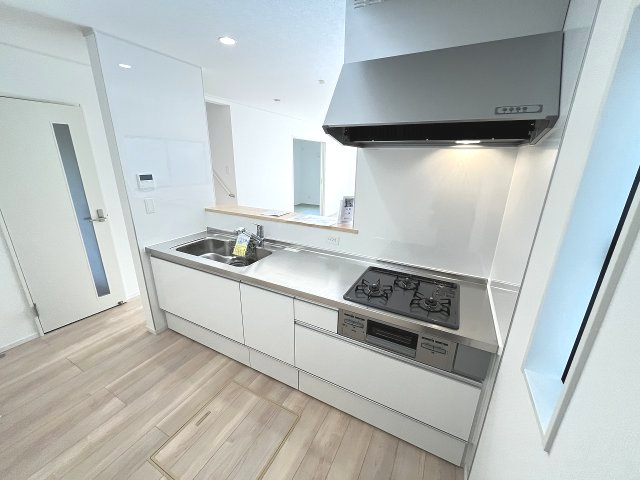 【キッチン】 | 福岡市南区西長住1丁目第4　2号棟（全2棟）【仲介手数料無料・0円】 | 現地写真。