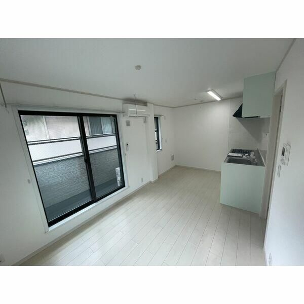 Ａｒｒｏｚ　Ｉ　（アロスワン）の居間・リビング