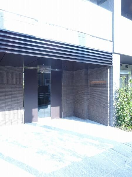 ザ・レジデンス・オブ・トーキョーＪＫ４０のエントランス