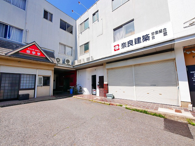 法華寺メゾネットの周辺