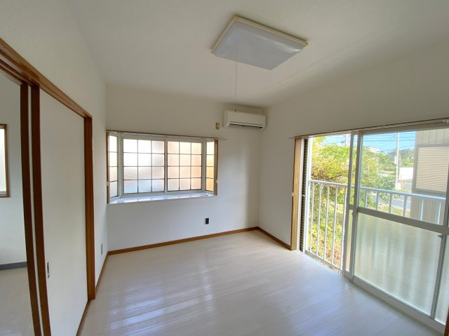 コーポ三洋の洋室