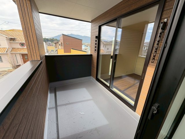 【バルコニー】 | 椿建売1号棟 | 広々としたバルコニーです