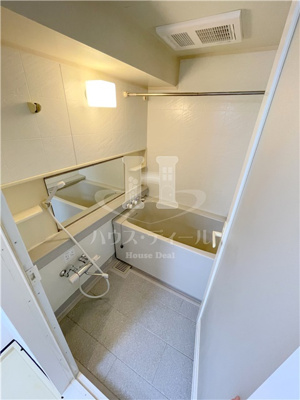 【浴室】 | ダイアパレススタツィオーネ | ゆったり過ごせるお風呂です