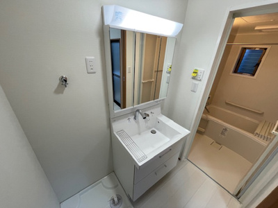 【洗面所】 | 東中浜2丁目貸家