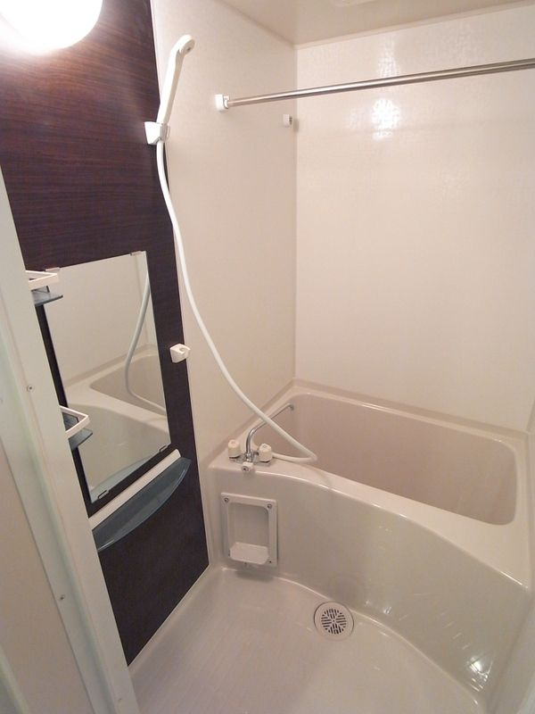 リブリ・MIYABIの浴室