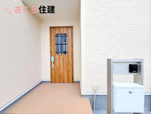 リーブルガーデン宇都宮細谷第7　2号棟の玄関|モニター付きインターフォンで来客の際も顔が確認できて安心です◎