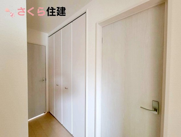 リーブルガーデン宇都宮細谷第7　2号棟の収納|2階廊下にもたっぷりの収納を完備