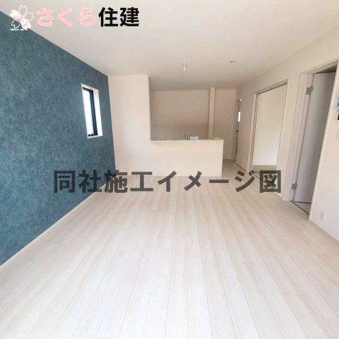 リーブルガーデン宇都宮細谷第7　2号棟の内観：施工例|同社施工物件の写真です。たっぷりの陽光と爽やかな風を感じて頂ける、開放感あふれるリビングです。
