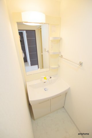 カスタリア新梅田　仲介手数料無料の洗面所