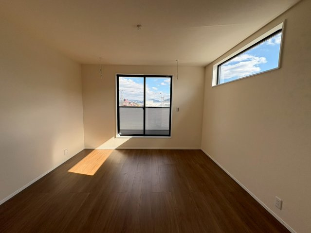 【洋室】 | 椿建売4号棟
