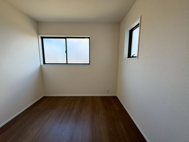 【洋室】 | 椿建売4号棟