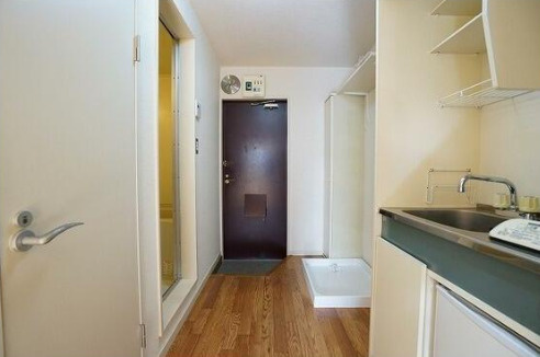 CRADLE　駅近　ロフト　敷金礼金0の玄関