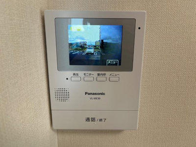 【内装】 | アンジェリーナ | カメラ付インターホン