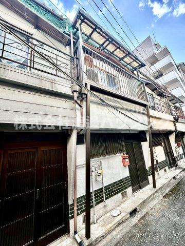 苅田9丁目テラスハウスの外観