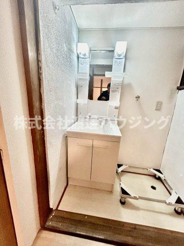 苅田9丁目テラスハウスの洗面所