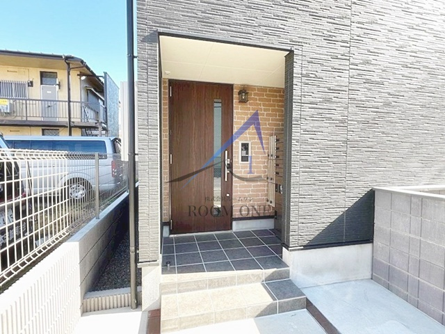 キャメル草加八幡町のエントランス|エントランスです。