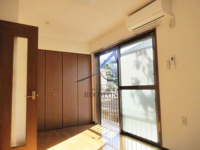 T'Sの寝室|寝室です。