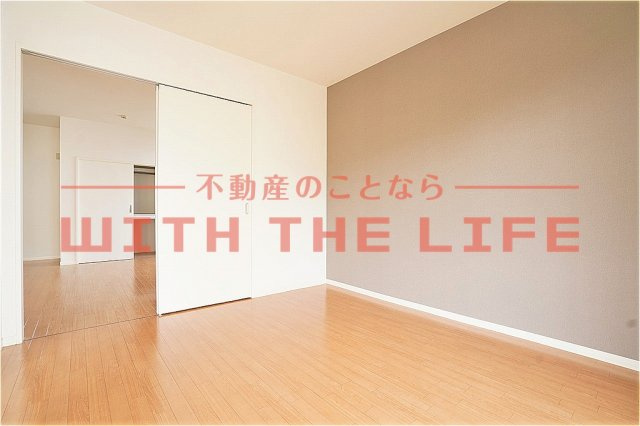 ヴィラパピヨンB棟【キャッシュバック対象】の寝室|落ち着いて過ごせるお部屋なので、寝室にいかがでしょうか