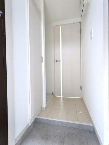 イクシオ錦町の玄関