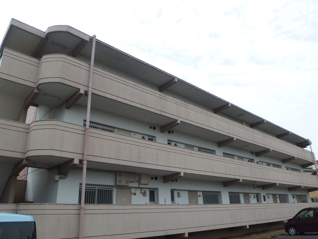 ハイム三ノ久保の外観