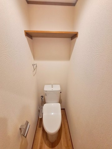 アステイオンⅠのトイレ|☆独立したトイレはウォシュレット付☆