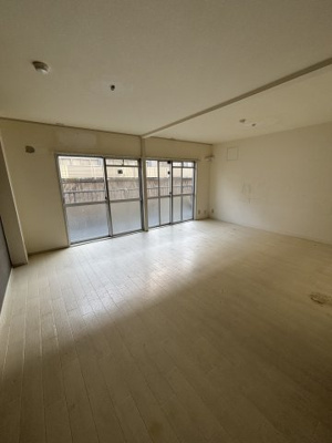 【居間・リビング】 | 松栄畷ハイツ