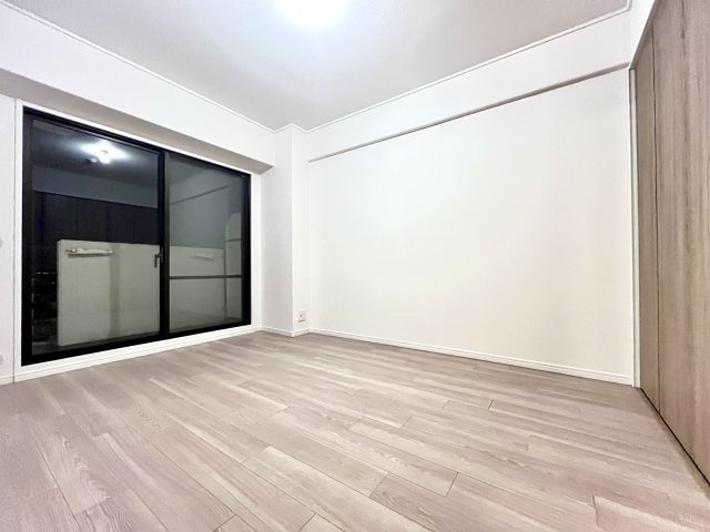 ライオンズマンション高槻南の洋室