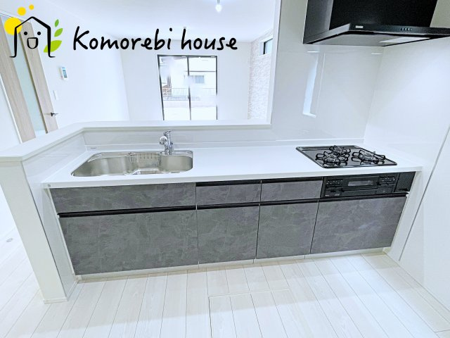 北本市宮内　３期　新築一戸建て　04のキッチン|きれいなキッチンです
