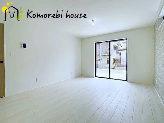 北本市宮内　３期　新築一戸建て　04の居間・リビング|使いやすい居間です