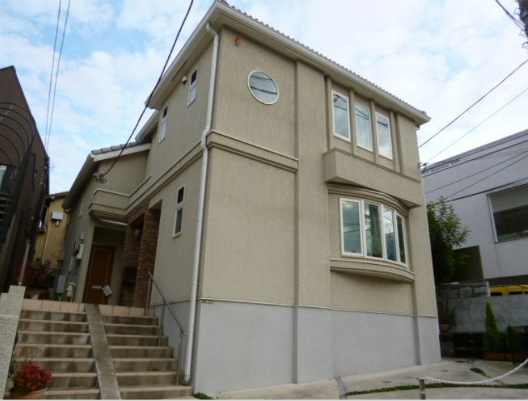 カーサ・ローザ　南向き　浴室乾燥　TVドアフォン　最上階　の外観