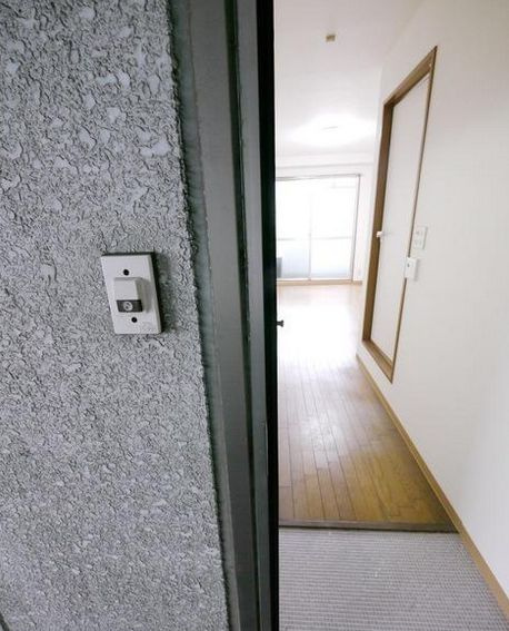 メゾン・ド・飯塚の玄関