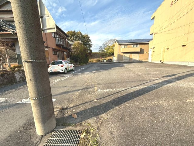 大門3丁目貸店舗の駐車場