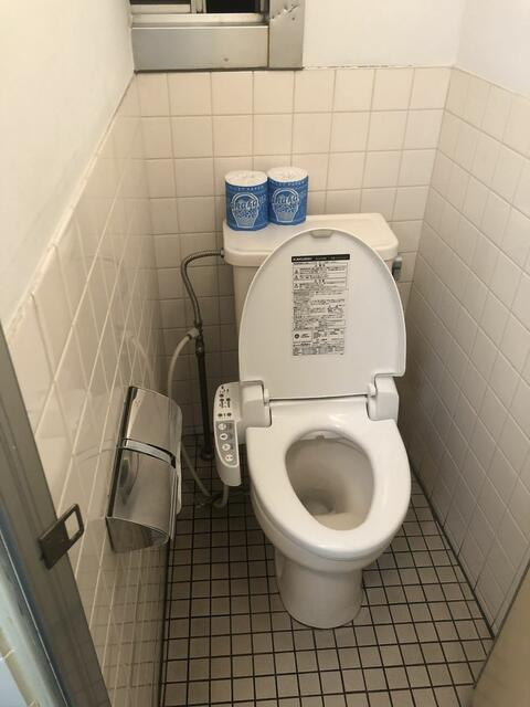 銀友ビルのトイレ