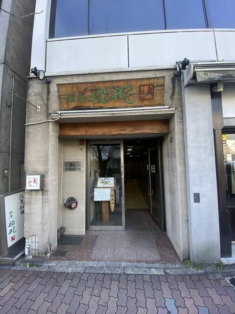 東亜ビルのエントランス