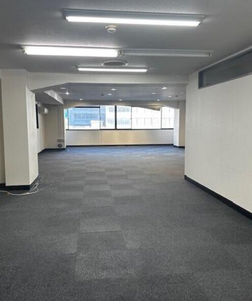 東亜ビルの内装