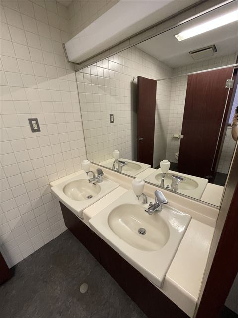 井門神宮前六丁目ビルのトイレ