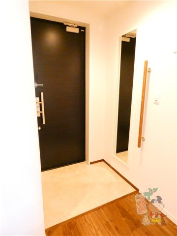 トワール・イーストの玄関