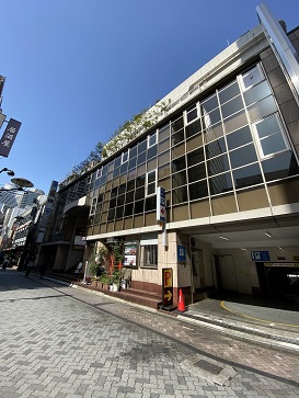 赤坂月世界ビルの外観